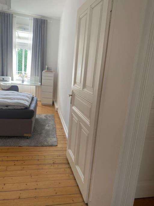 Altbau-Oase Der Eleganz: Stadtnaher Komfort Pur Wiesbaden Esterno foto